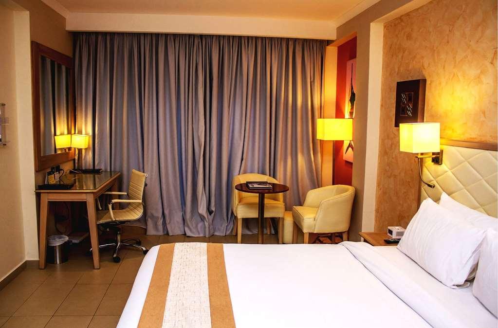 Best Western Plus Serene Atlantic Hotel Sekondi-Takoradi Szoba fotó