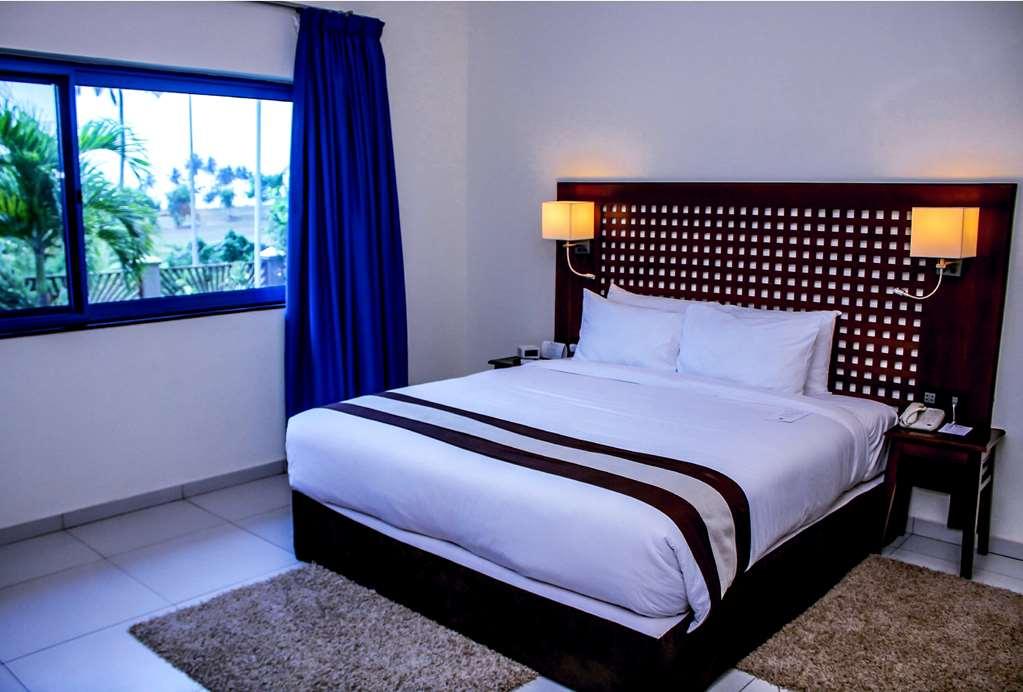 Best Western Plus Serene Atlantic Hotel Sekondi-Takoradi Szoba fotó